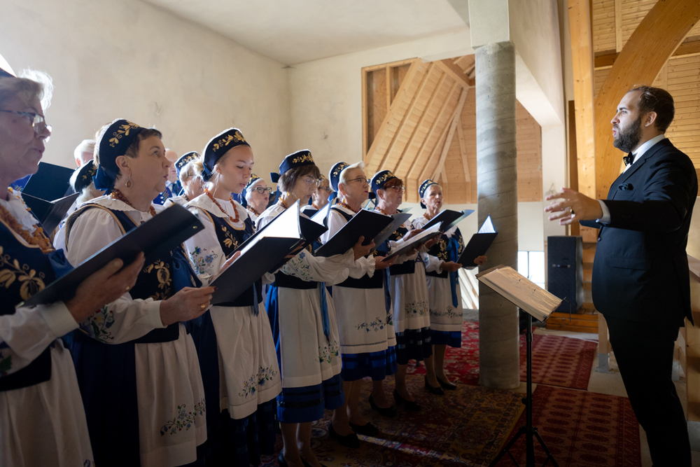 Uroczystości pogrzebowe szczątków śp. nieznanego Żołnierza Wojska Polskiego, poległego w obronie Kępy Oksywskiej – Kosakowo, 19 września 2024. Fot. Roman Jocher