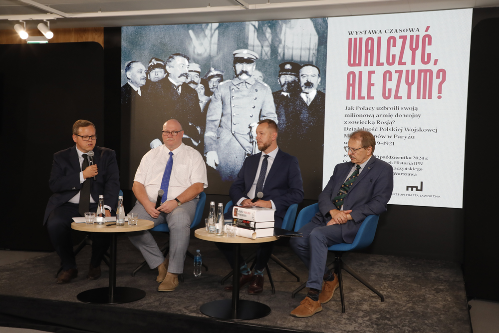 Otwarcie wystawy „Walczyć, ale czym? Jak Polacy uzbroili swoją milionową armię do wojny z sowiecką Rosją? Działalność Polskiej Wojskowej Misji Zakupów w Paryżu w latach 1919–1921” – Warszawa, 19 września 2024. Fot. Piotr Życieński (IPN)