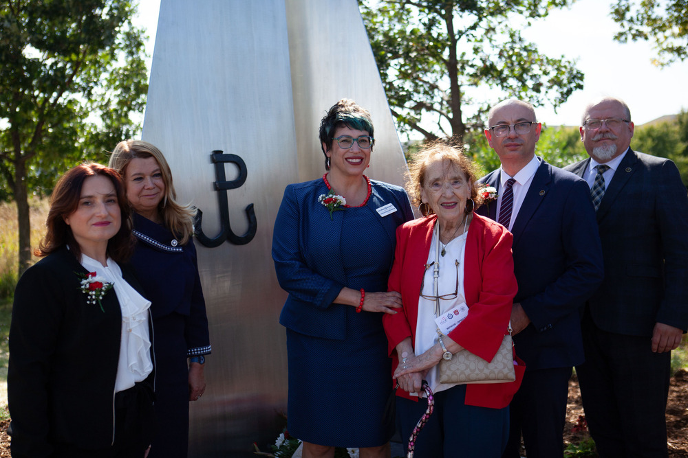 Uczciliśmy pamięć bohaterskich lotników samolotu Boeing B-17 – Columbia Heights, 21 września 2024. Fot. Jakub Nadstawny (IPN)