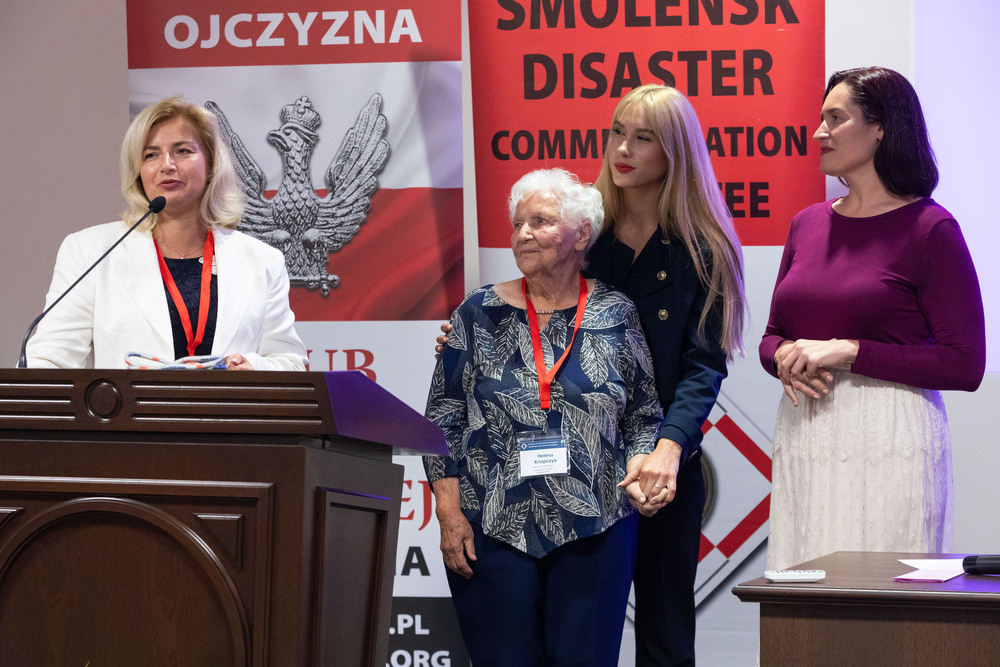 Forum Polonijne „Marsz do Solidarności”. Na zdj. (L) Agnieszka Jędrzak, Helena Knapczyk, Ida Nowakowska i Kathryn Kalucki – Doylestown (Stany Zjednoczone), 21 września 2024. Fot. Mikołaj Bujak (IPN)