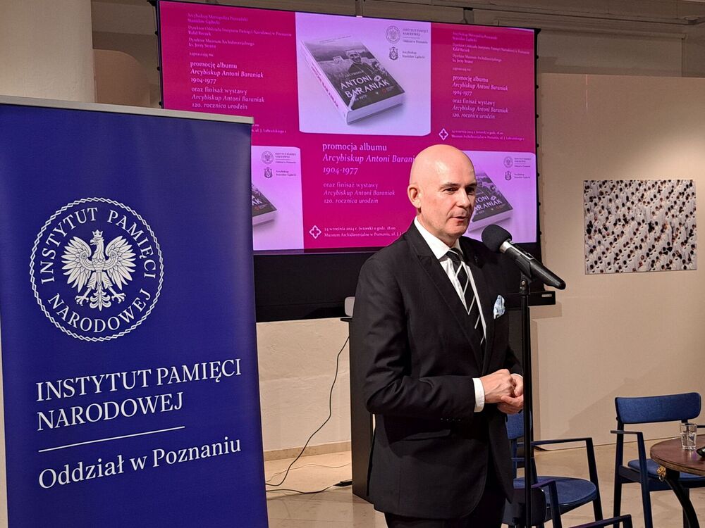 Promocja albumu „Arcybiskup Antoni Baraniak 1904–1977”. Na zdj. dyrektor poznańskiego oddziału IPN dr hab. Rafał Reczek – Poznań, 24 września 2024. Fot. Marta Sankiewicz (IPN)