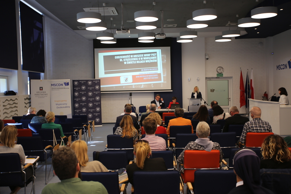 VIII Ogólnopolska Konferencja Archiwistów i Historyków „Educare necesse est… – Życie codzienne w dokumencie, historiografii i dydaktyce od średniowiecza do końca XX w.” – Warszawa, 25 września 2024. Fot. Paweł Zielony (IPN)"