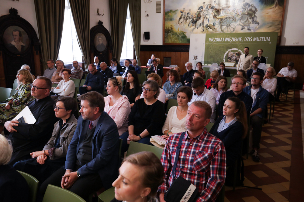 Ogólnopolska konferencja naukowa „Materiały do życia i działalności abp. Antoniego Baraniaka w archiwach kościelnych i państwowych” – Warszawa, 27 września 2024. Fot. Mikołaj Bujak (IPN)