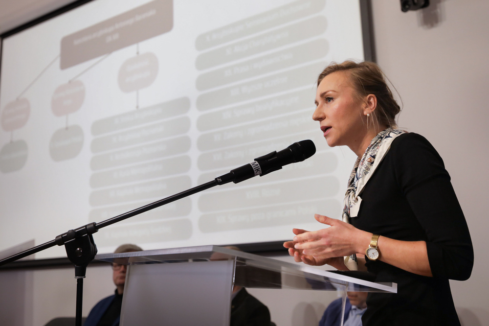 Ogólnopolska konferencja naukowa „Materiały do życia i działalności abp. Antoniego Baraniaka w archiwach kościelnych i państwowych” – Warszawa, 27 września 2024. Fot. Mikołaj Bujak (IPN)