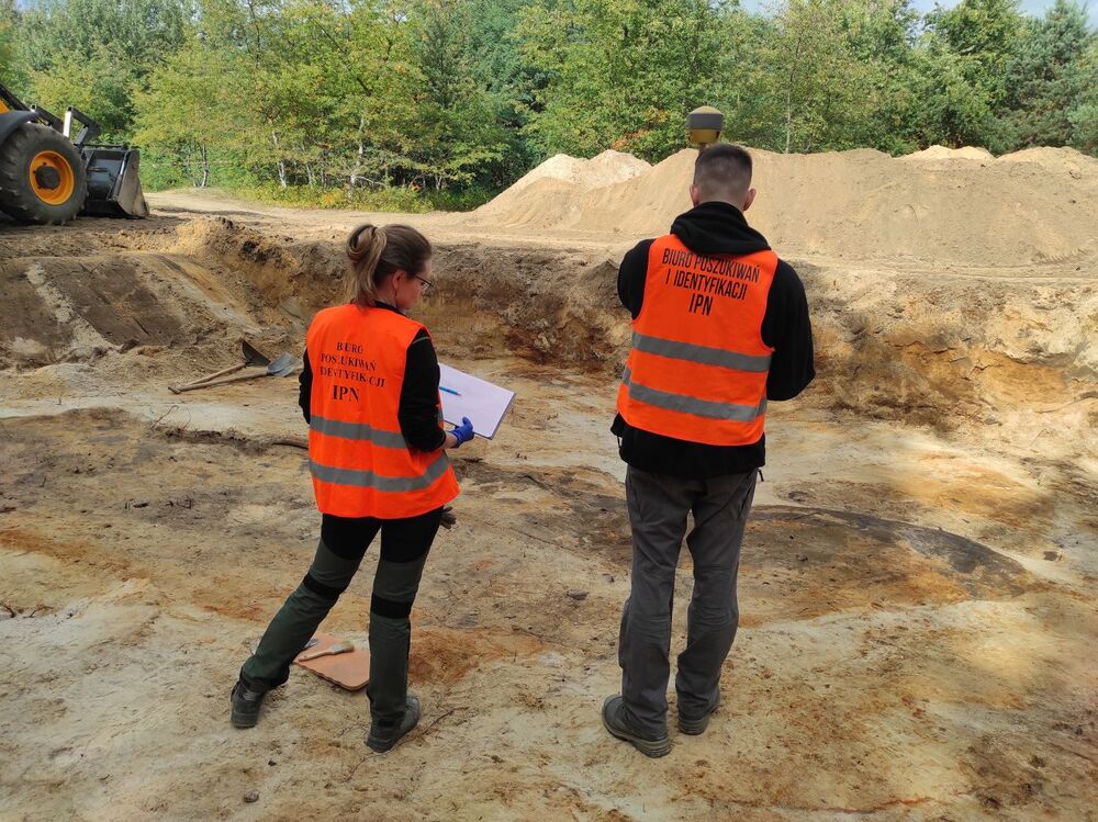 Prace poszukiwawcze IPN na dawnym poligonie wojskowym Brus w Łodzi – wrzesień 2024. Fot. BPiI IPN