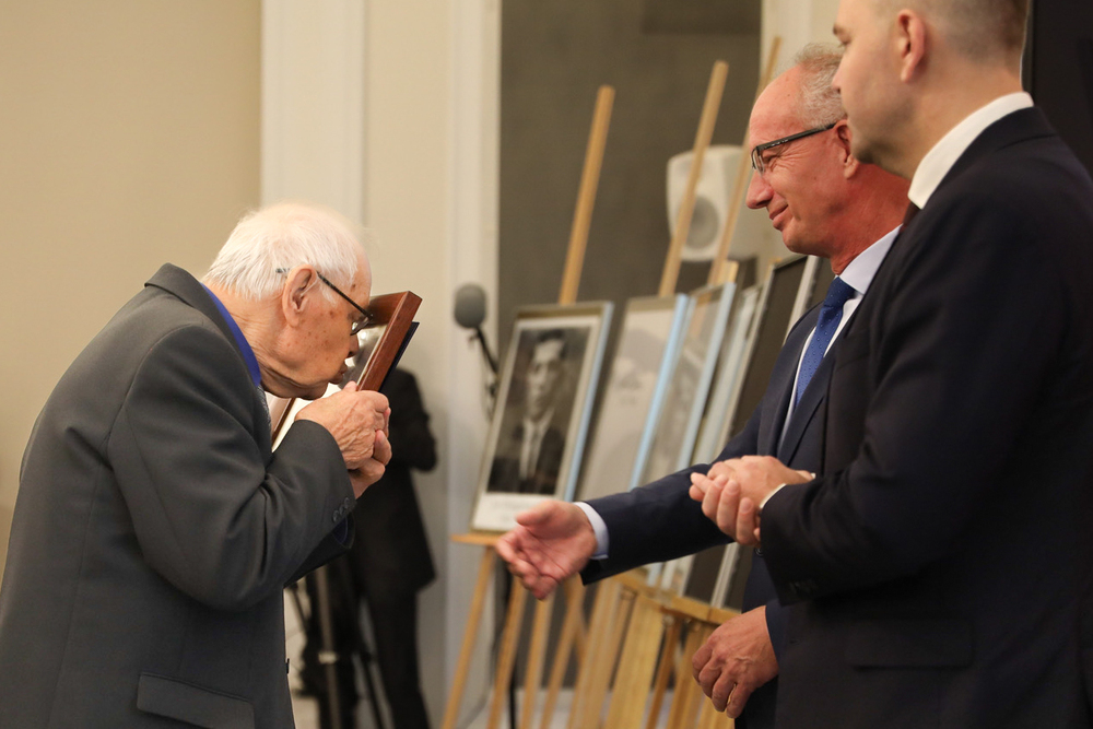 Znamy nazwiska kolejnych 17 zidentyfikowanych ofiar totalitaryzmów – Warszawa, 1 października 2024. Fot. Mikołaj Bujak (IPN)