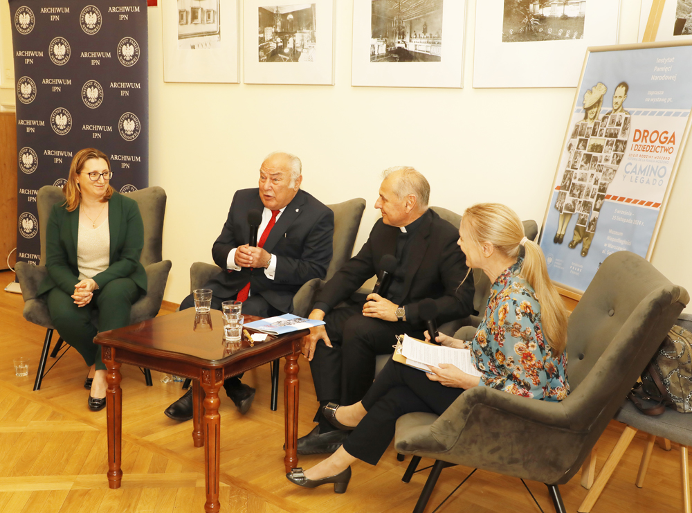 Spotkanie z braćmi – Bartłomiejem Moszoro i ks. Stefanem Moszoro-Dąbrowskim – Warszawa, 30 września 2024. Fot. Piotr Życieński (IPN)