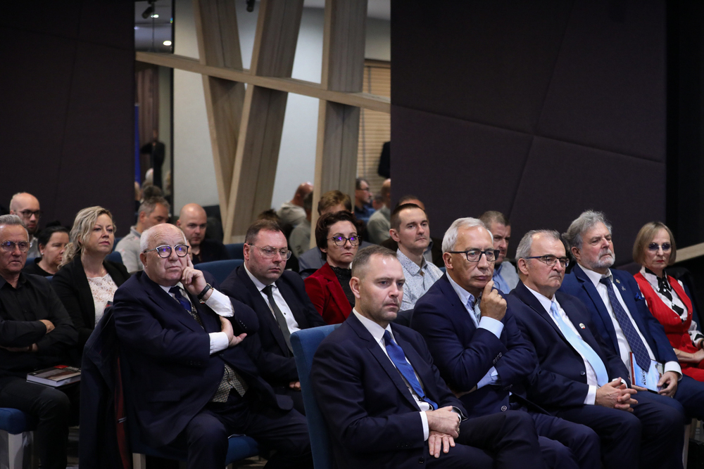 Dyskusja o książce dr. Tomasza Cerana „Zbrodnia pomorska 1939. Początek ludobójstwa niemieckiego w okupowanej Polsce” – Starogard Gdański, 3 października 2024. Fot. Mikołaj Bujak (IPN)