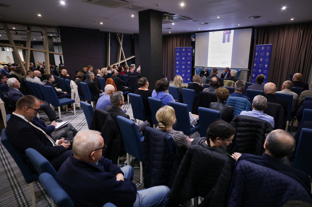 Dyskusja o książce dr. Tomasza Cerana „Zbrodnia pomorska 1939. Początek ludobójstwa niemieckiego w okupowanej Polsce” – Starogard Gdański, 3 października 2024. Fot. Mikołaj Bujak (IPN)