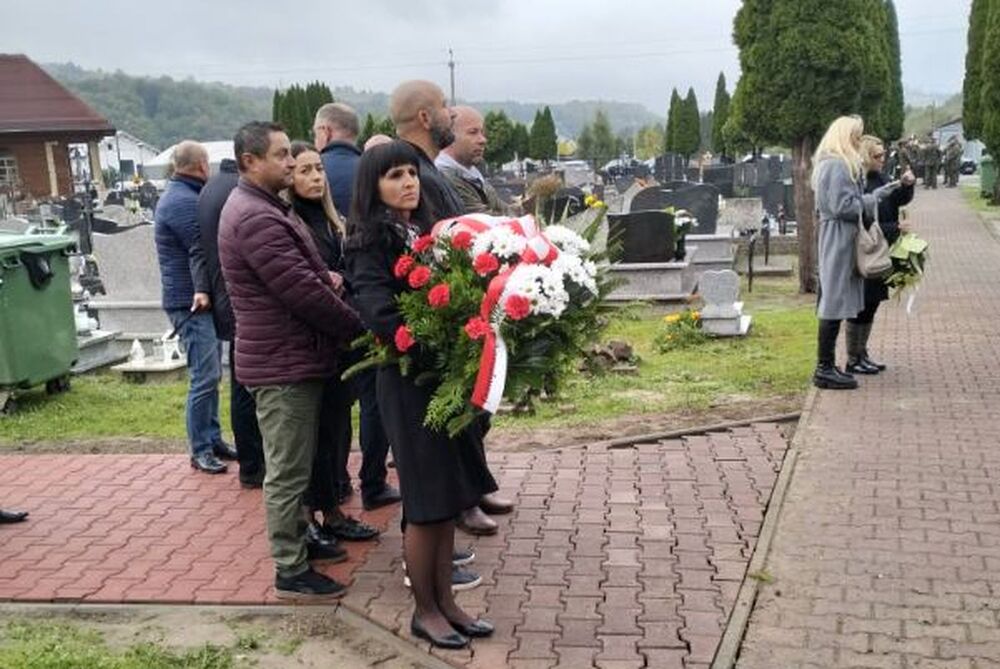 W Rytrze pochowano kpt. Jana Brzeskiego, żołnierza 1. Polskiej Dywizji Pancernej – 5 października 2024. Fot. IPN