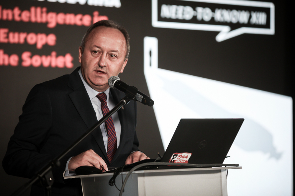 Międzynarodowa konferencja Need to Know XIII and the 2024 IIHA Annual Conference: Intelligence in Central and Eastern Europe (Intermarium) and the Soviet (Russian) Factor. Na zdj. zastępca prezesa IPN dr hab. Karol Polejowski – Warszawa, 14–16 października 2024. Fot. Sławek Kasper (IPN)