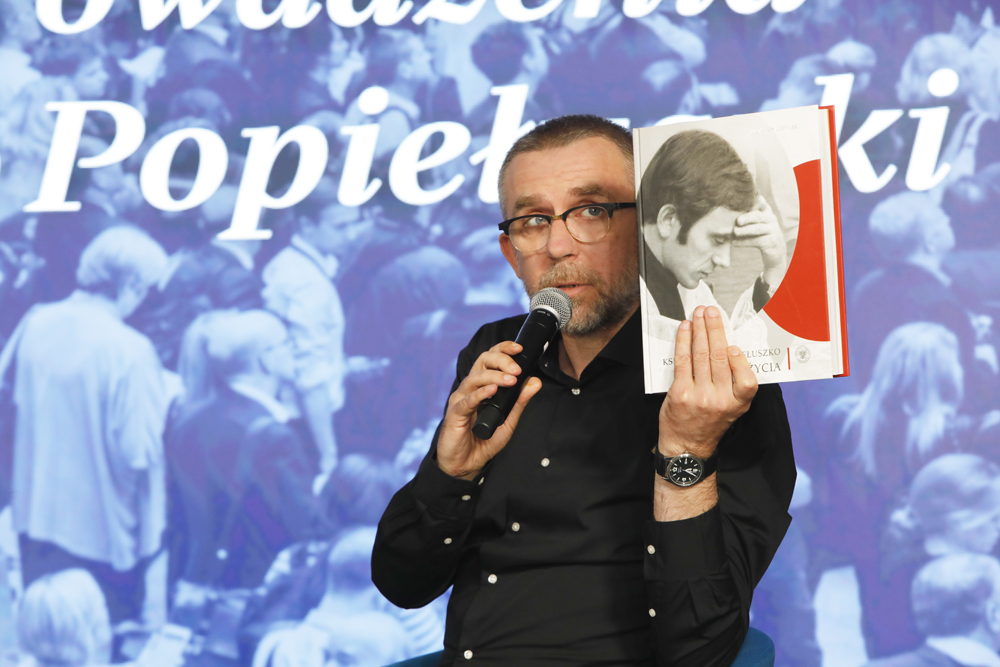 Spotkanie otwarte z cyklu „Oblicza historii” pt. „Skutki uprowadzenia ks. Jerzego Popiełuszki” – Warszawa, 8 października 2024. Na zdj. redaktor Rafał Dudkiewicz. Fot. Piotr Życieński (IPN)