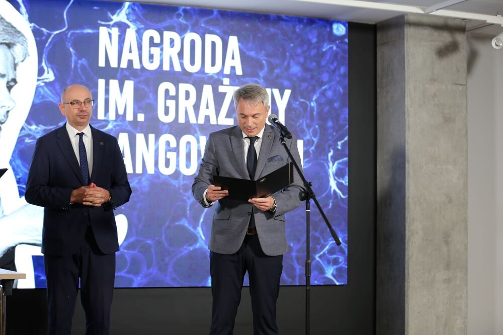 Gala finałowa IV edycji Nagrody im. Grażyny Langowskiej – Warszawa, 14 października 2024. Na zdj. od lewej zastępca prezesa IPN dr Mateusz Szpytma, dyrektor Biura Edukacji Narodowej IPN dr Adam Pleskaczyński. Fot. Rafał Pękalski (IPN)