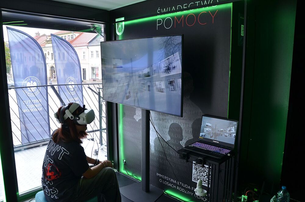 Mobilny Przystanek Historia Przyszłości w Krośnie – 6–8 września 2024. Fot. Katarzyna Gajda-Bator (IPN)