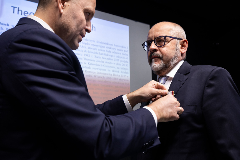 Uroczystość wręczenia Krzyży Wolności i Solidarności – Katowice, 17 października 2024. Fot. Mikołaj Bujak (IPN)