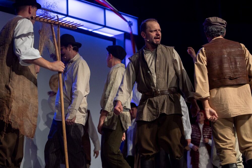 Spektakl „Trzy razy ON. Rzecz o Wincentym Witosie” – Przeworsk, 17 października 2024. Fot. Sławek Kasper (IPN)