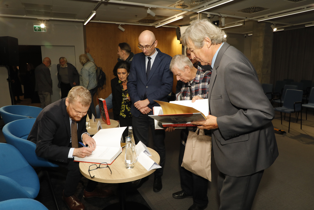 Promocja albumu „Ksiądz Jerzy Popiełuszko. Historia życia” – Warszawa, 17 października 2024. Fot. Piotr Życieński (IPN)