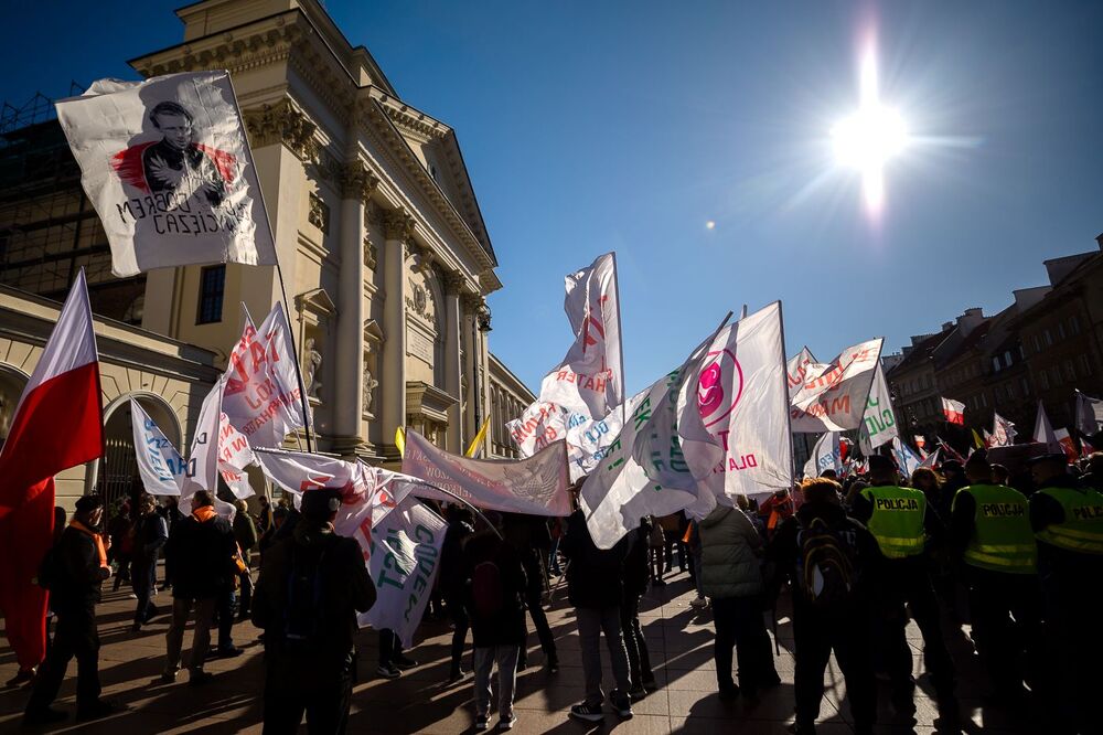 Narodowy Marsz Papieski 2024 – Warszawa, 19 października 2024. Fot. Sławek Kasper (IPN)