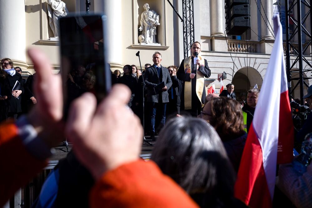 Narodowy Marsz Papieski 2024 – Warszawa, 19 października 2024. Fot. Sławek Kasper (IPN)