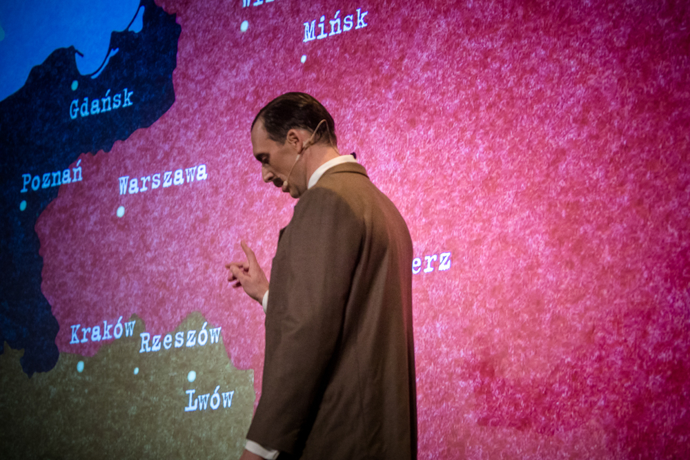 Spektakl „Trzy razy ON. Rzecz o Wincentym Witosie” – Tarnów, 26 października 2024. Fot. Sławek Kasper (IPN)