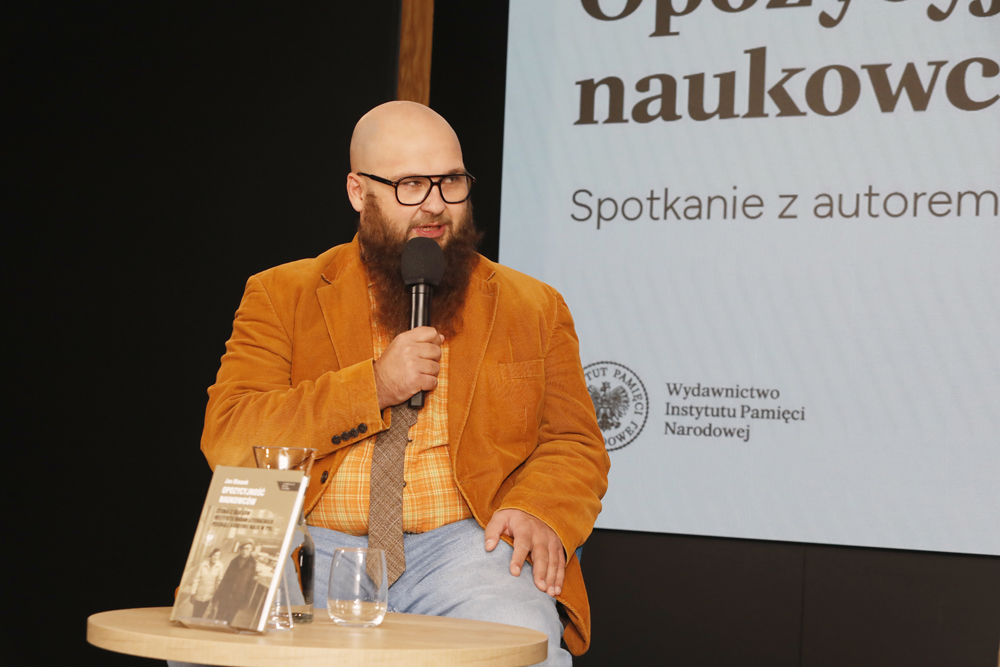 Spotkanie z cyklu „Książki Pełne Historii”. Na zdj. Jan Olaszek – Warszawa, 30 października 2024. Fot. Piotr Życieński (IPN)
