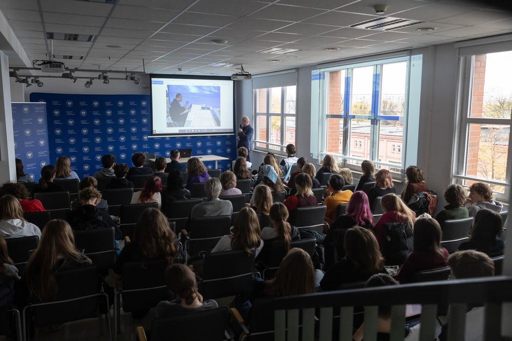 Inauguracja projektu „Łączka i inne miejsca poszukiwań” w Gdańsku – 30 października 2024. Fot. Roman Jocher