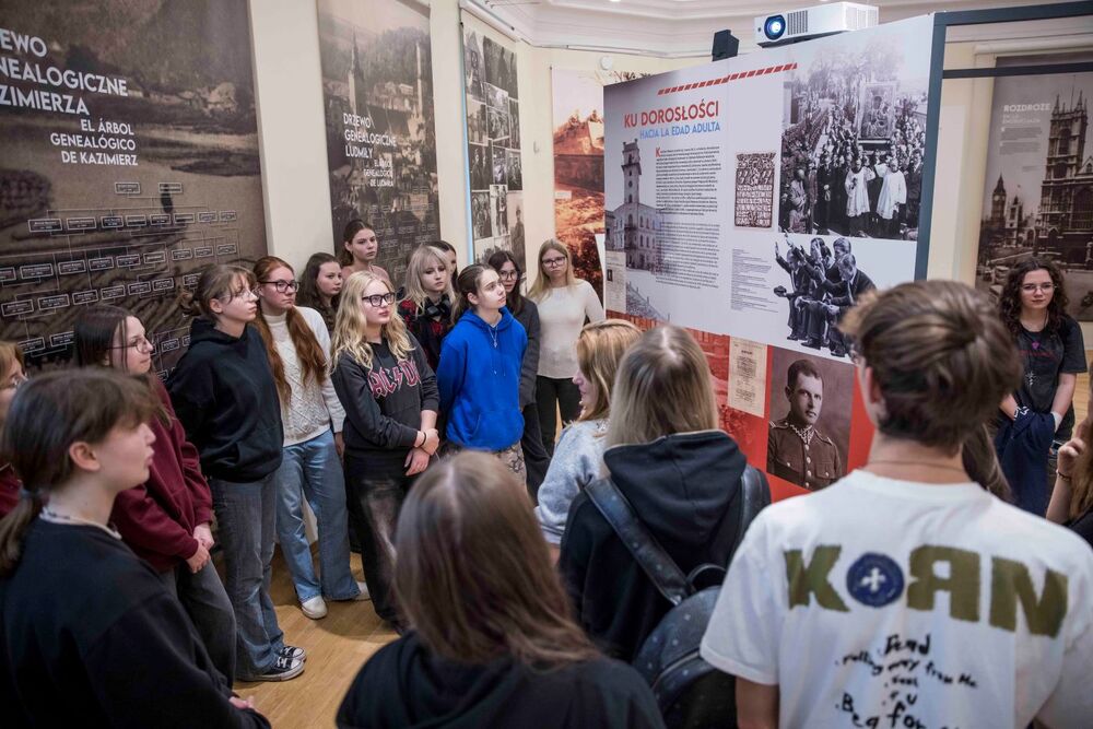 Lekcja archiwalna towarzysząca wystawie „Droga i dziedzictwo. Dzieje rodziny Moszoro” – Warszawa, 7 listopada 2024. Fot. Katarzyna Adamów (IPN)