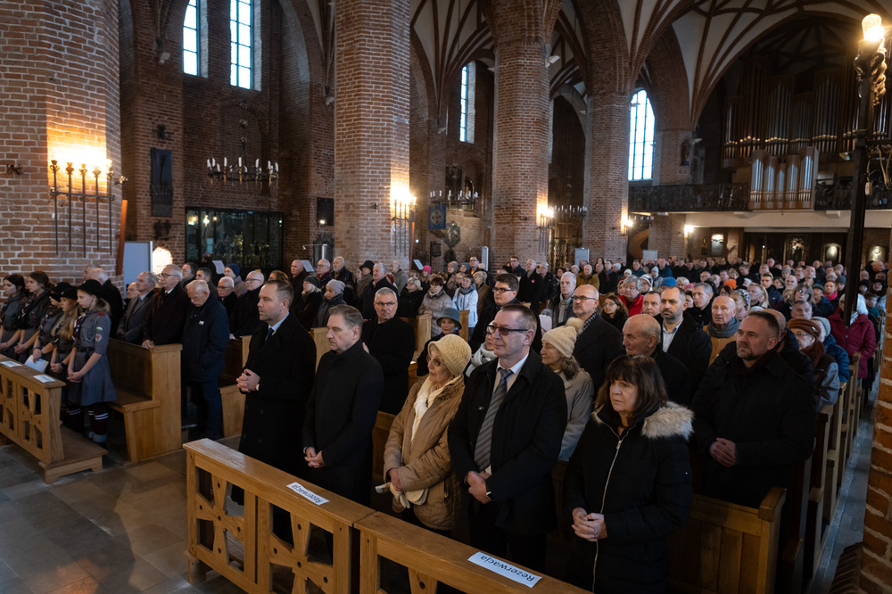 Uroczystość odsłonięcia tablicy upamiętniającej Annę Walentynowicz – Gdańsk, 10 listopada 2024. Fot. Roman Jocher (IPN)