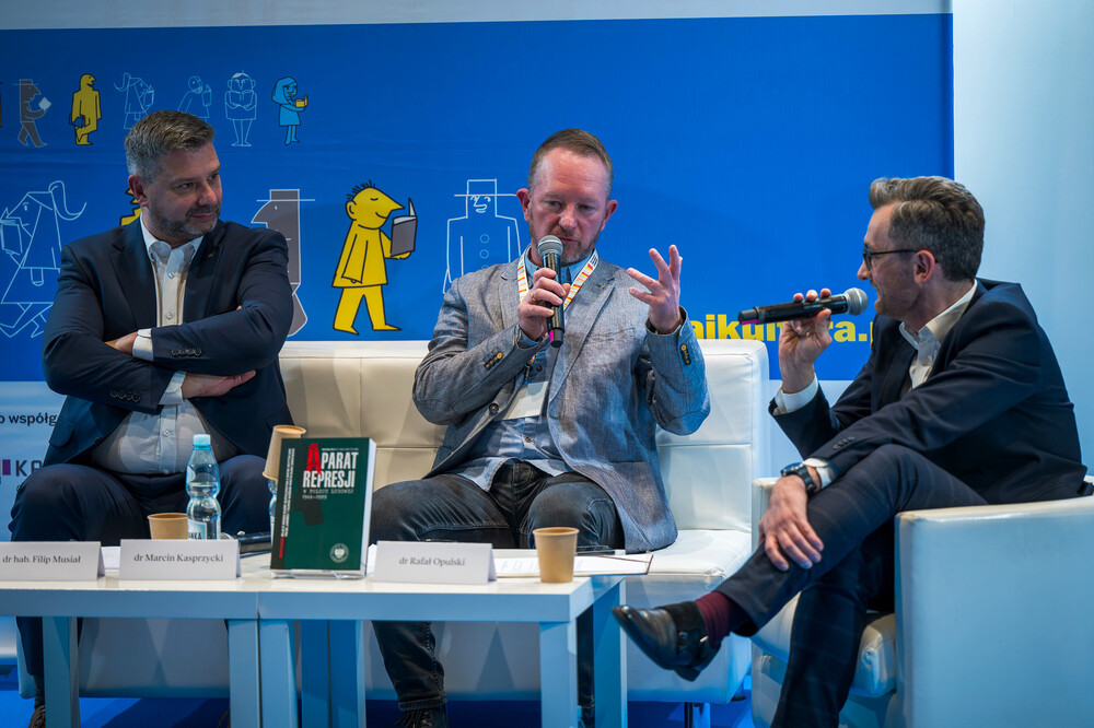 Strefa czasopism IPN w ramach Targów Książki w Katowicach – 8–10 listopada 2024. Fot. Krzysztof Łojko (IPN)