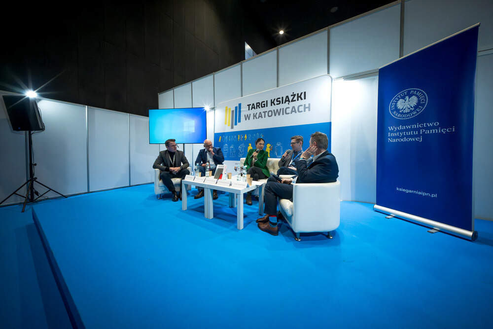 Strefa czasopism IPN w ramach Targów Książki w Katowicach – 8–10 listopada 2024. Fot. Krzysztof Łojko (IPN)