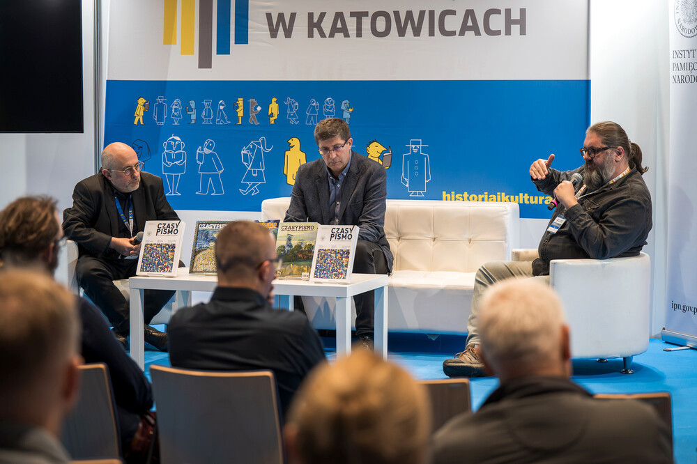 Strefa czasopism IPN w ramach Targów Książki w Katowicach – 8–10 listopada 2024. Fot. Krzysztof Łojko (IPN)