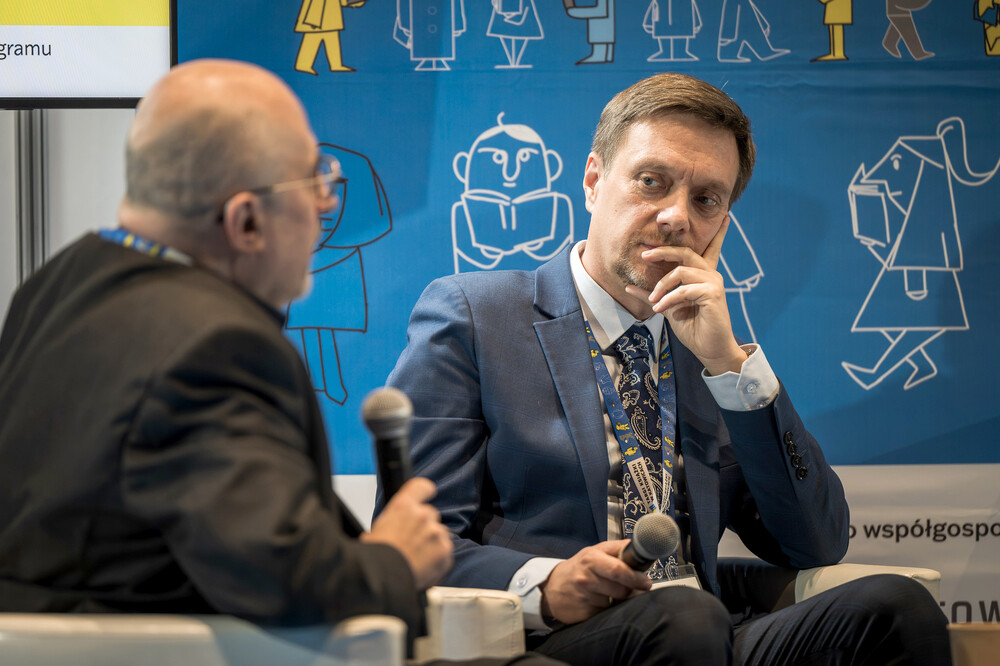 Strefa czasopism IPN w ramach Targów Książki w Katowicach – 8–10 listopada 2024. Na zdj. dr Mariusz Żuławnik. Fot. Krzysztof Łojko (IPN)