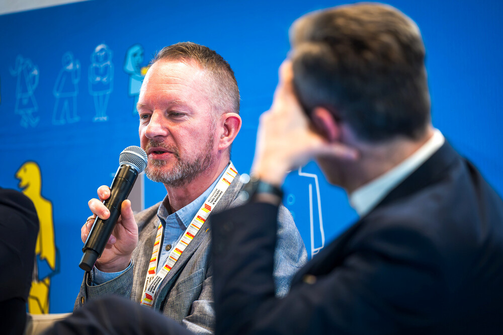 Strefa czasopism IPN w ramach Targów Książki w Katowicach – 8–10 listopada 2024. Na zdj. dr Marcin Kasprzycki. Fot. Krzysztof Łojko (IPN)