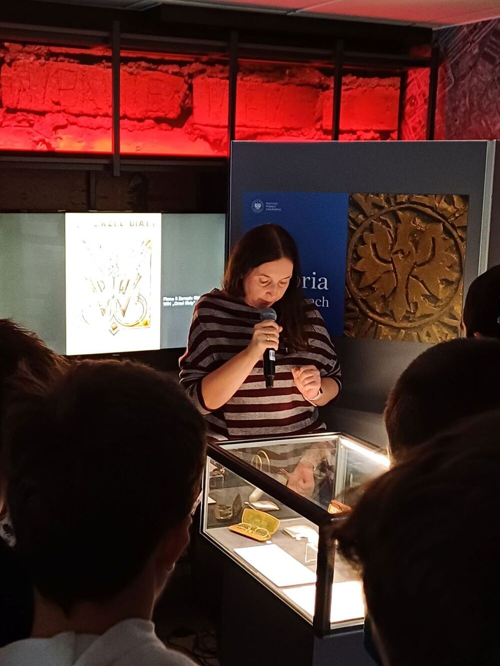 „Historia w artefaktach zapisana” – nowa wystawa Archiwum IPN w Izbie Pamięci Strzelecka 8 – Warszawa, 18 listopada 2024. Fot. Arkadiusz Serwa (OBBH w Warszawie)