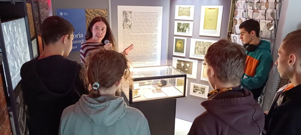 „Historia w artefaktach zapisana” – nowa wystawa Archiwum IPN w Izbie Pamięci Strzelecka 8 – Warszawa, 18 listopada 2024. Fot. Arkadiusz Serwa (OBBH w Warszawie)