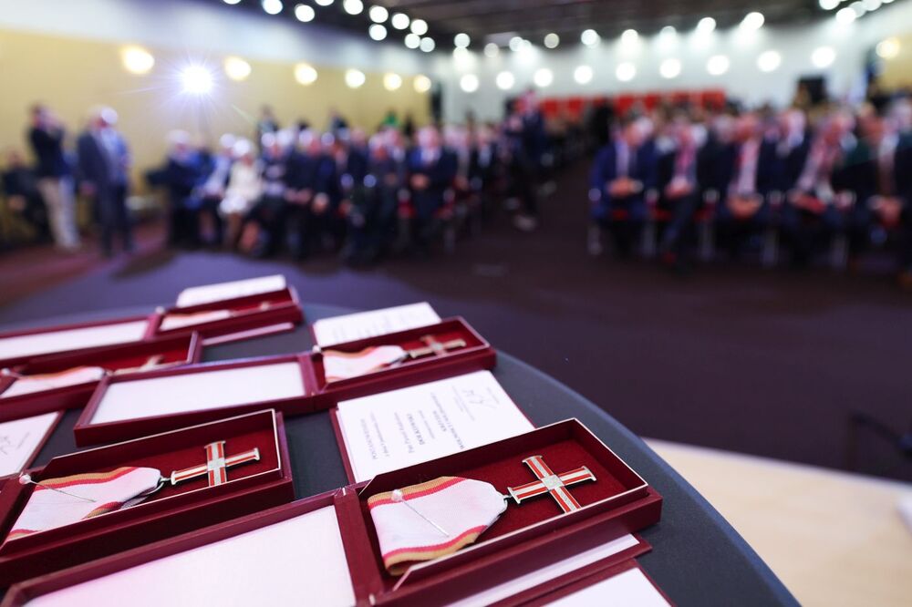 Uroczystość wręczenia odznaczeń – Pomorski Kongres Pamięci Narodowej w Gdańsku, 20 listopada 2024. Fot. Mikołaj Bujak (IPN)