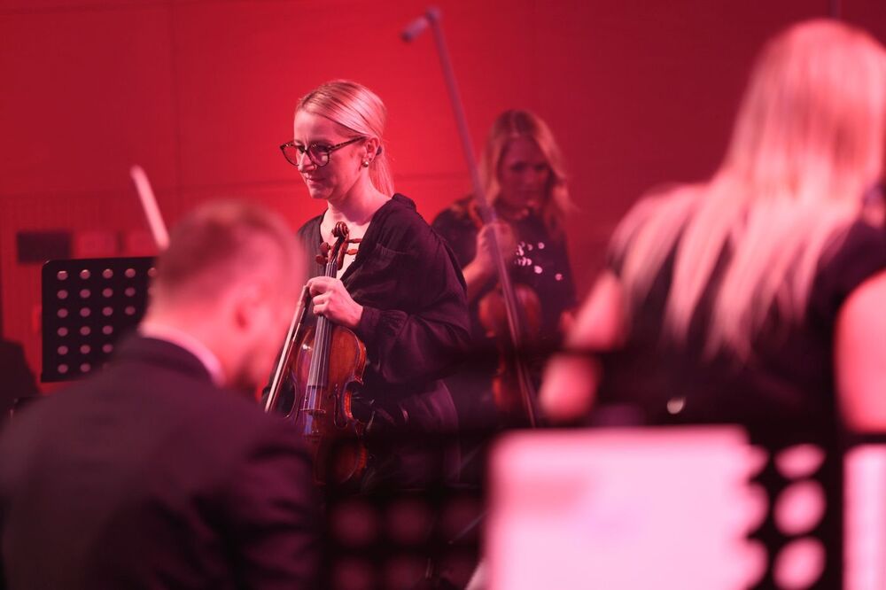 Koncert muzyki gamingowej IPN podczas Pomorskiego Kongresu Pamięci Narodowej – Gdańsk, 20 listopada 2024. Fot. Mikołaj Bujak (IPN)