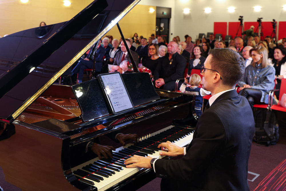 Uroczystość wręczenia medali Reipublicae Memoriae Meritum – Gdańsk, 21 listopada 2024. Fot. Mikołaj Bujak (IPN)