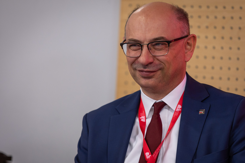 Pomorski Kongres Pamięci Narodowej. Na zdj. zastępca prezesa IPN dr Mateusz Szpytma – Gdańsk, 21 listopada 2024. Fot. Roman Jocher