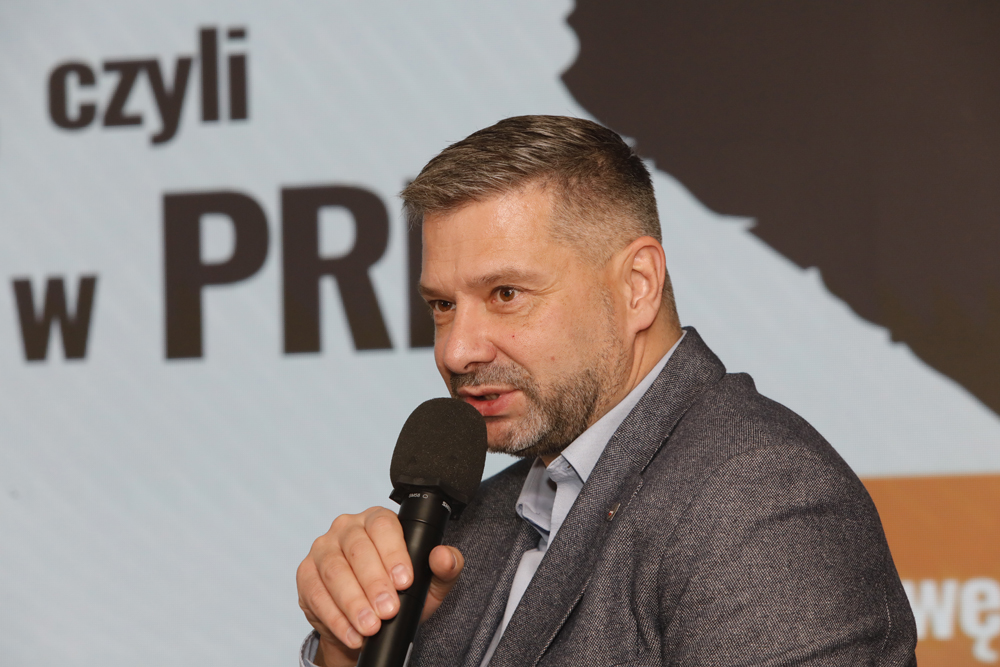 „Teatr cieni, czyli udawana demokracja w PRL” spotkanie otwarte z cyklu „Filary systemu” – Warszawa, 26 listopada 2024. Na zdj. dr hab. Filip Musiał. Fot. Piotr Życieński (IPN)