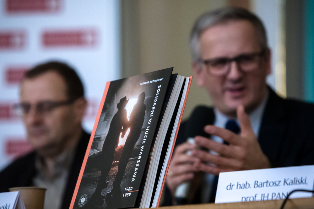 Promocja książki Tadeusza Ruzikowskiego „Solidarni w Hucie Warszawa” – Warszawa, 30 listopada 2024. Fot. Sławek Kasper (IPN)