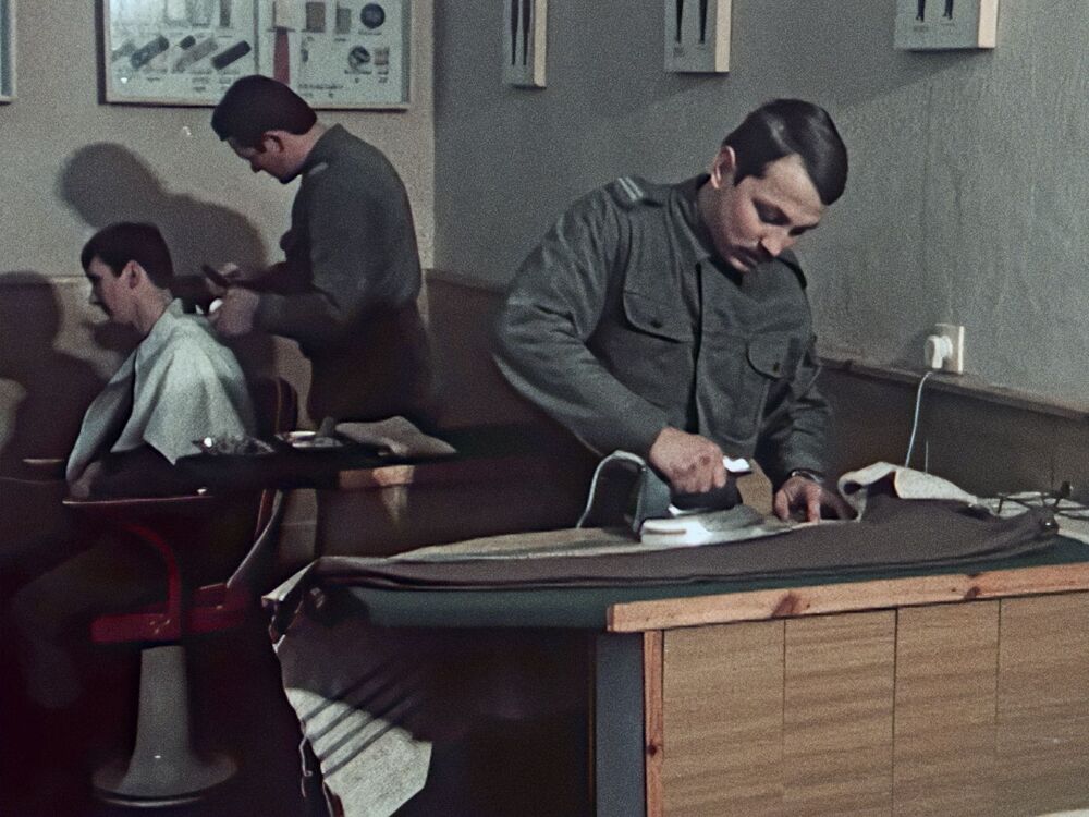 Fotosy z filmu „Rok z życia kraju”