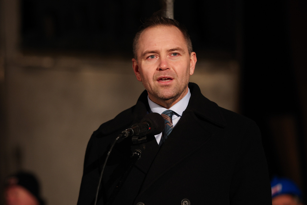 Uroczystości upamiętniające ofiary Grudnia '70 na Wybrzeżu. Na zdj. prezes IPN dr Karol Nawrocki – Gdańsk, 16 grudnia 2024. Fot. Mikołaj Bujak (IPN)