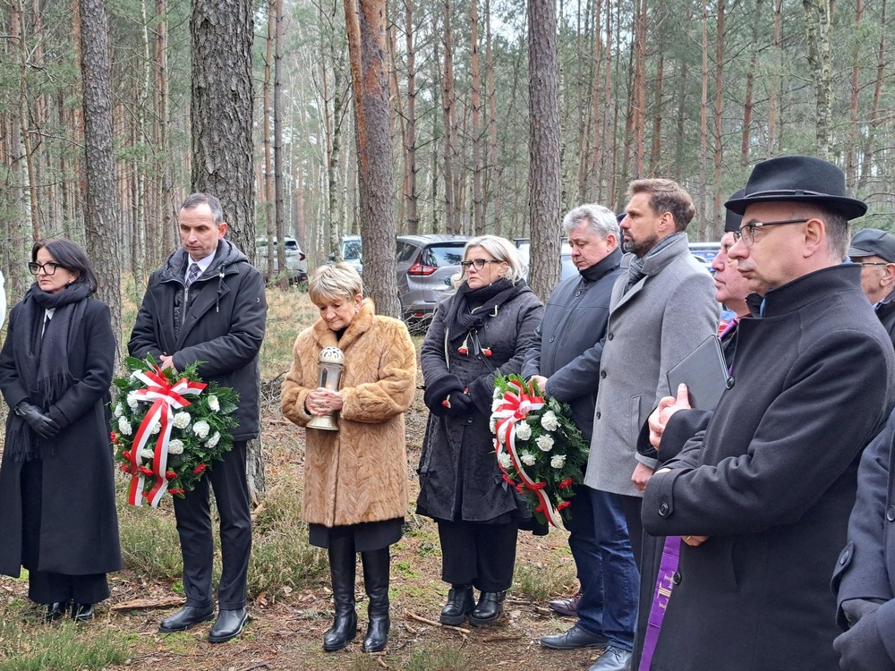 Upamiętniliśmy ofiary Marszu Śmierci z niemieckiego obozu pracy przymusowej dla Żydów – Wielkopolska, 5 lutego 2025. Fot. Marta Sankiewicz (IPN)