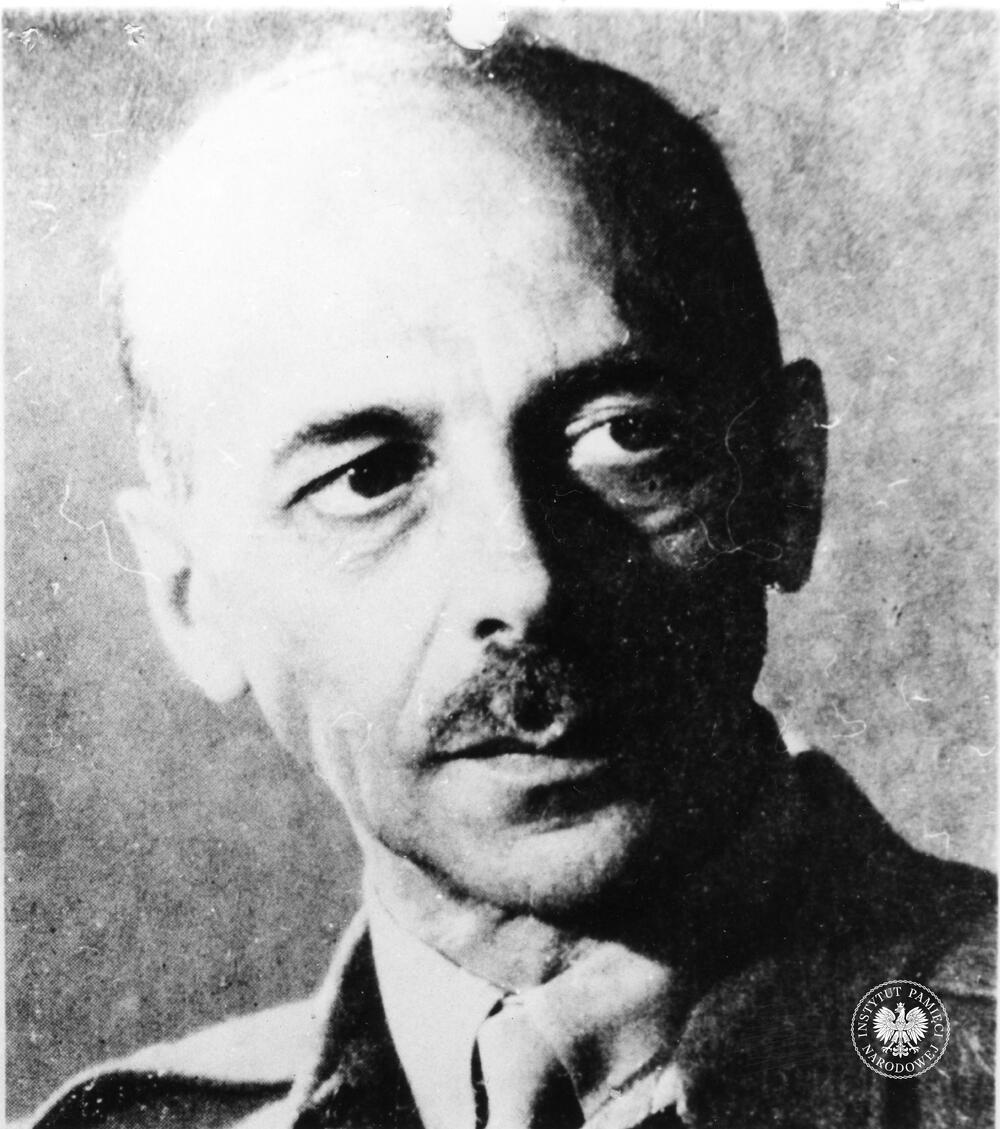 Zdjęcie portretowe gen. dyw. Tadeusza Bora Komorowskiego, fot. źródło AIPN sygn. IPNBU-2-1-6-1-1