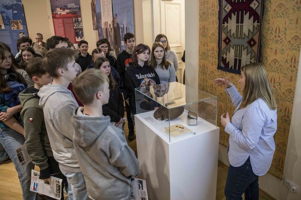 Lekcje archiwalne towarzyszące wystawie „Droga i dziedzictwo. Dzieje rodziny Moszoro” – Warszawa, 17–18 lutego 2025. Fot. Katarzyna Adamów (IPN)