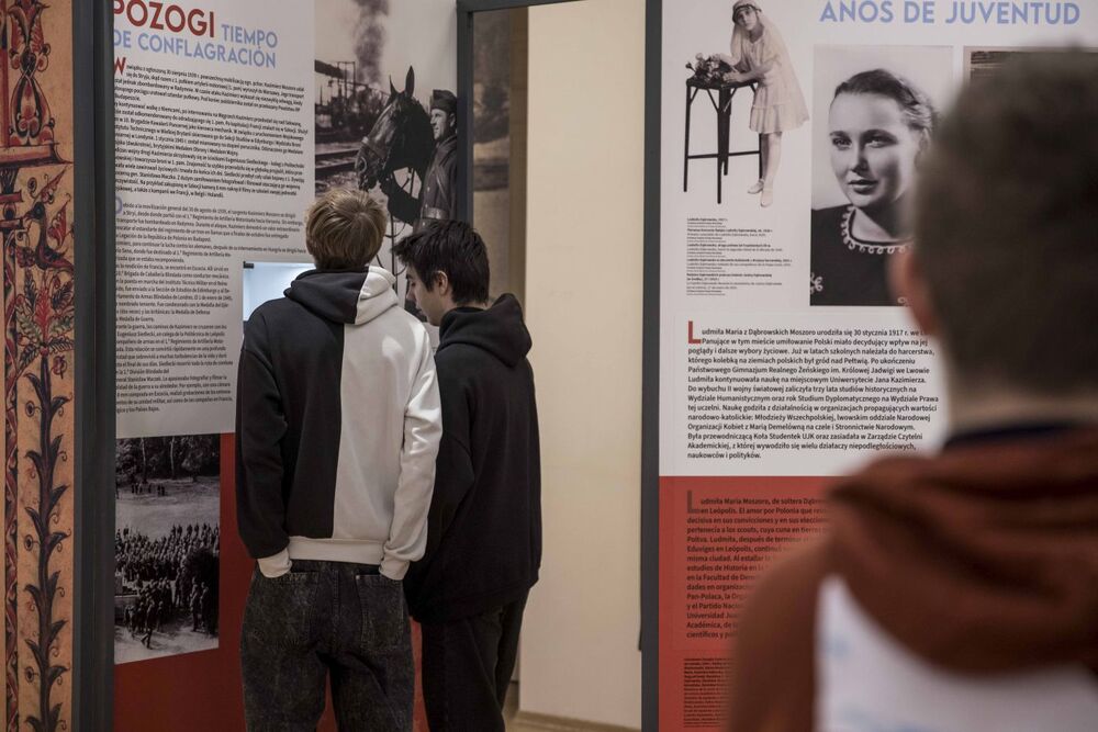 Lekcje archiwalne towarzyszące wystawie „Droga i dziedzictwo. Dzieje rodziny Moszoro” – Warszawa, 17–18 lutego 2025. Fot. Katarzyna Adamów (IPN)