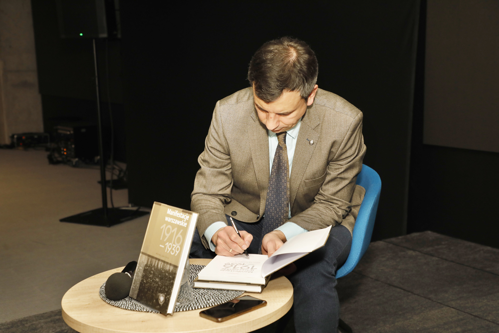 Spotkanie z Michałem Zarychtą z cyklu „Książki Pełne Historii” – Warszawa, 26 lutego 2025. Fot. Piotr Życieński (IPN)