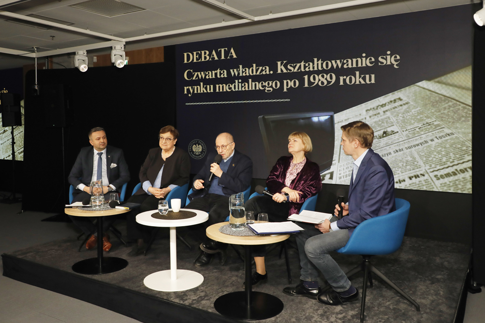 „Czwarta władza. Kształtowanie się rynku medialnego po 1989 roku". Dyskusja z ekspertami o mediach – 18 marca 2025. Fot. Piotr Życieński (IPN)