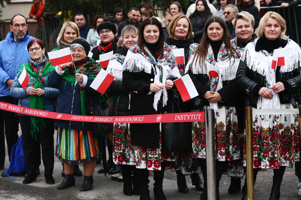 Uroczystość odsłonięcia pomnika poświęconego Polakom ratującym Żydów w czasie II wojny światowej, Ciepielów, 24 marca 2025 roku. Fot Sławomir Kasper (IPN)